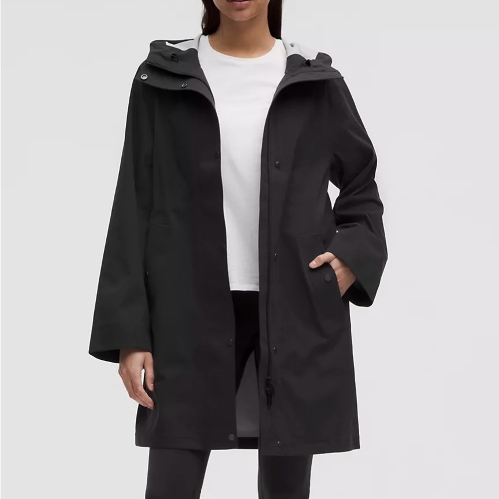 Lululemon Rain Rebel Rain Jacket Black - Size 8 Medium